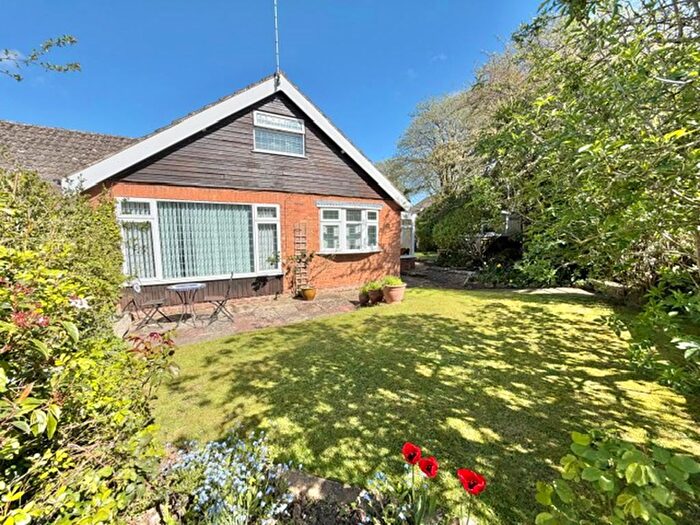 2 Bedroom Semi-Detached Bungalow For Sale In Hunter Place, Louth, LN11