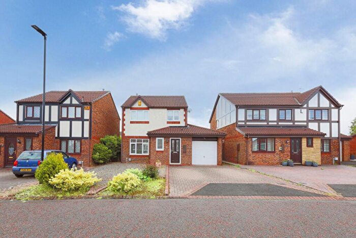 3 Bedroom Detached House For Sale In Blueburn Drive, Killingworth, NE12