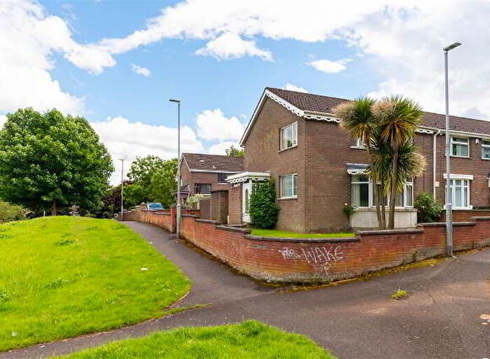 4 Bedroom End Of Terrace House For Sale In Glasvey Gardens, Belfast, BT17