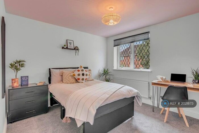 5 Bedroom Semi-Detached House To Rent In Wilberforce Road, Norwich, NR5