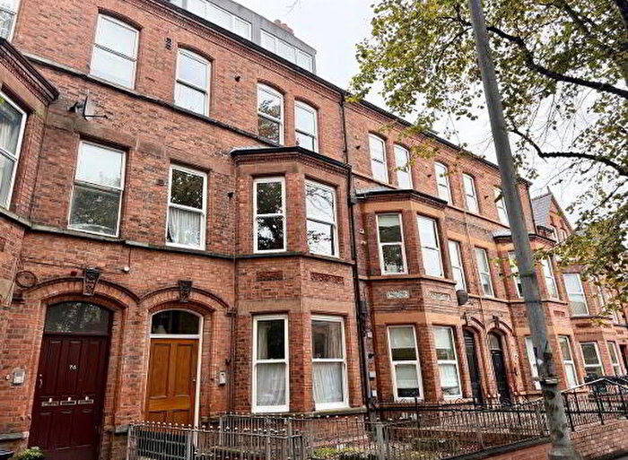 2 Bedroom Apartments To Rent In Apartment Eglantine Avenue, Belfast, BT9