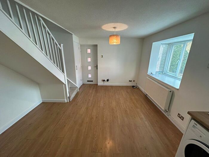 1 Bedroom Terraced House To Rent In George Green, Slough, SL3