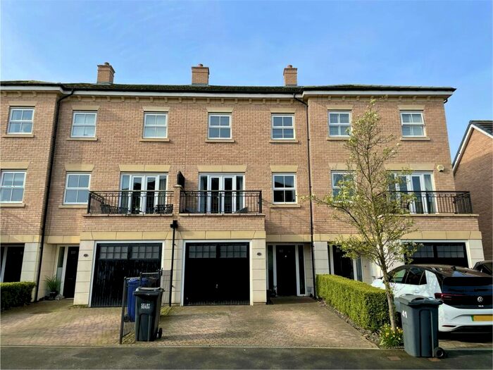 4 Bedroom Terraced House To Rent In St Andrews Walk, Newton Kyme, LS24