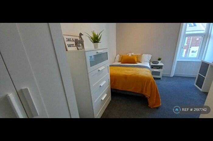 6 Bedroom Terraced House To Rent In Warwick Street, Newcastle Upon Tyne, NE6