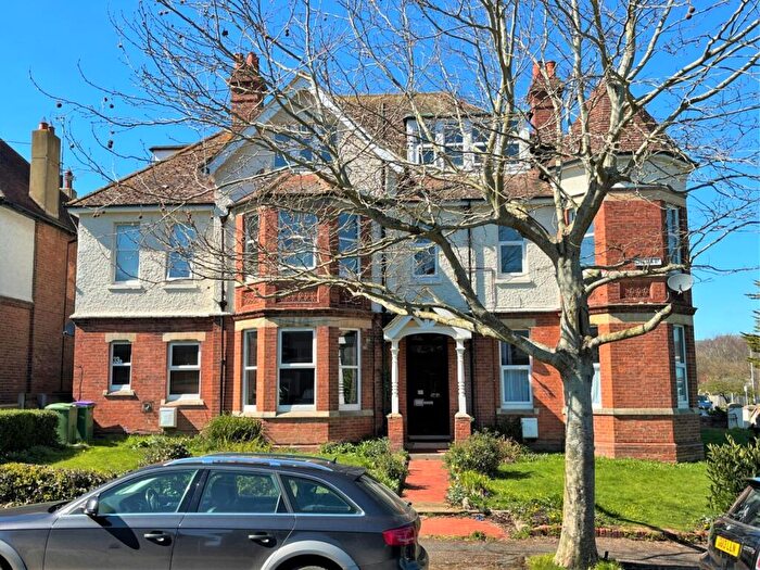 2 Bedroom Apartment For Sale In Julian Road, Folkestone, Kent, CT19