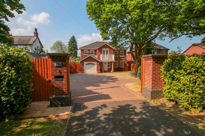 5 Bedroom Detached House To Rent In Bitham Lane, Stretton, Burton-On-Trent, Staffordshire, DE13