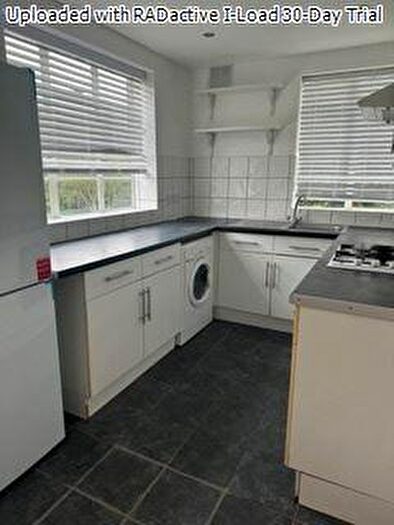 2 Bedroom Flat To Rent In Hermitage Court, London, E18