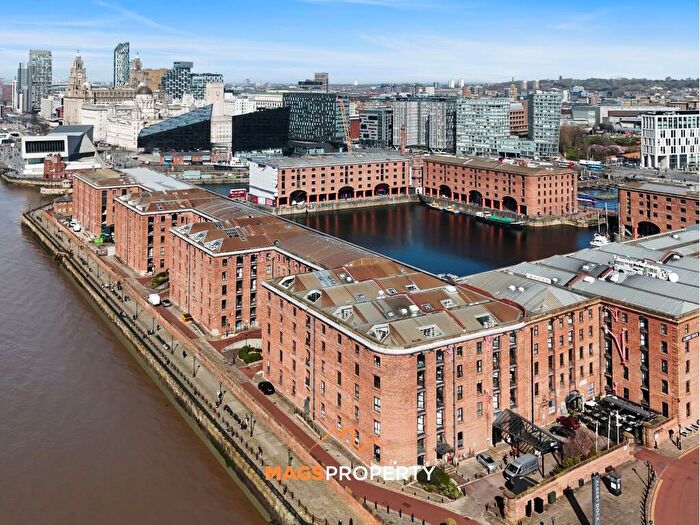 4 Bedroom Apartment For Sale In Albert Dock, Liverpool, L3