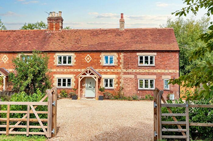 4 Bedroom Cottage For Sale In The Green, Marsh Baldon, OX44
