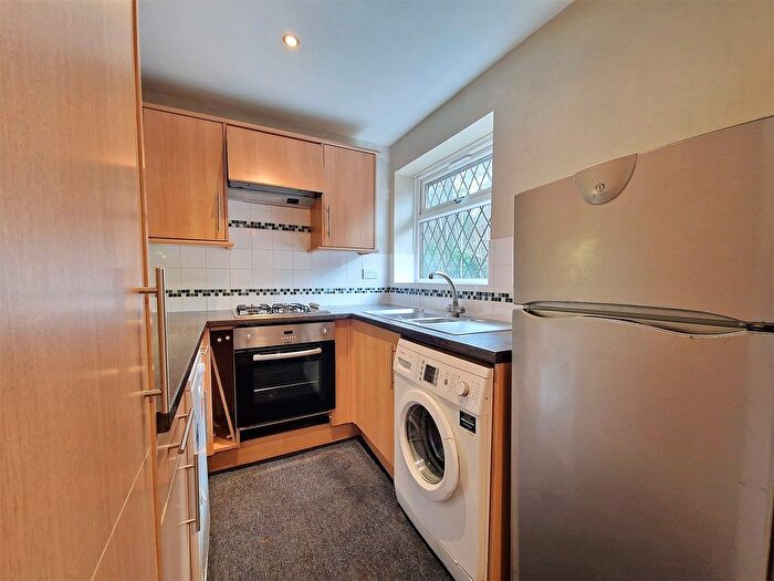 1 Bedroom Maisonette To Rent In Tarnbrook Way, Bracknell, Berkshire, RG12