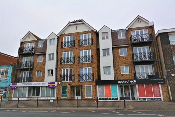 1 Bedroom Flat To Rent In London Road, Westcliff-On-Sea, SS0