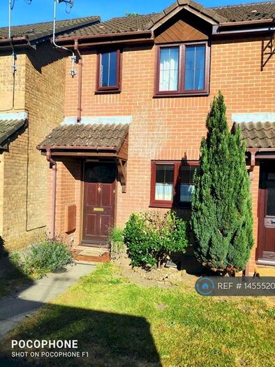 2 Bedroom End Of Terrace House To Rent In Stirling Crescent, Southampton, SO30