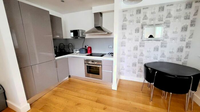 2 Bedroom Flat To Rent In Lime Square, City Road, Newcastle-Upon-Tyne, NE1