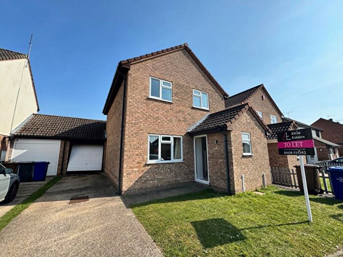 3 Bedroom Link Detached House To Rent In Lark Road, Suffolk, Mildenhall, Suffolk, IP28