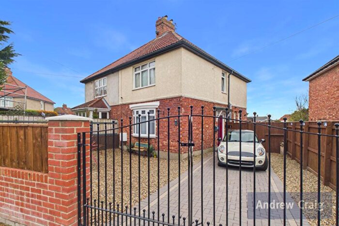 3 Bedroom Semi Detached House For Sale In Gorse Avenue, South Shields, NE34