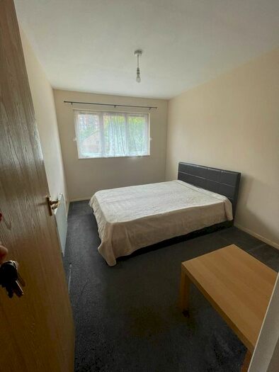 2 Bedroom Maisonette To Rent In Pasteur Close, London, NW9