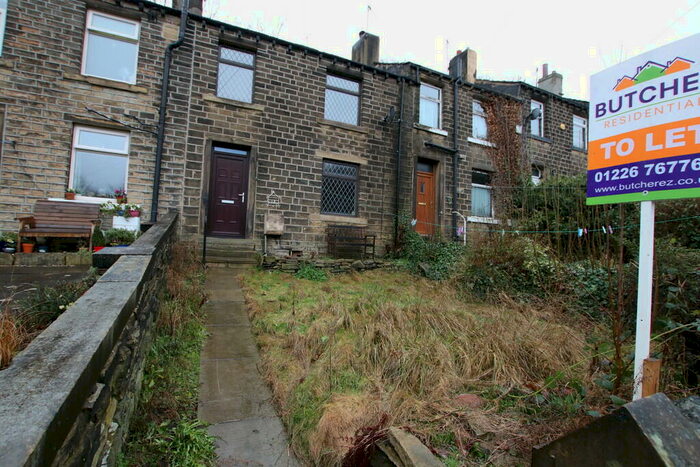 2 Bedroom Terraced House To Rent In Jacobs Row, Huddersfield, HD4