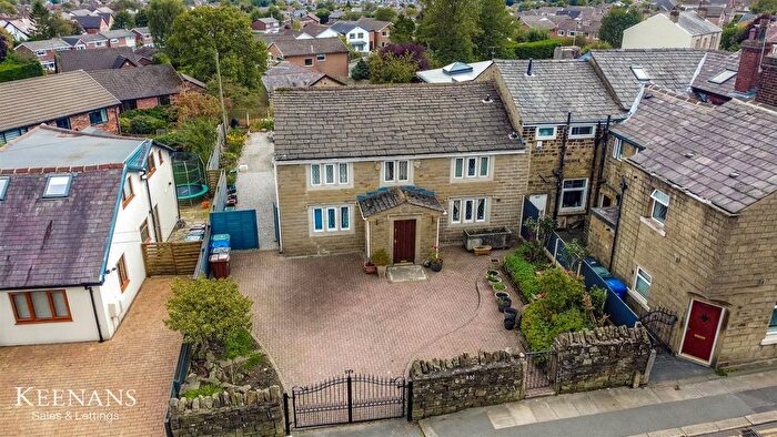 3 Bedroom Cottage For Sale In Bolton Road West, Ramsbottom, Bury, BL0