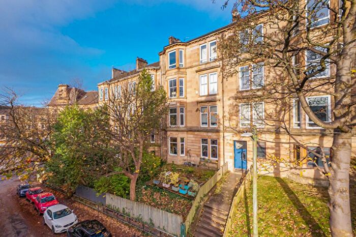 3 Bedroom Apartment For Sale In Stanmore Road, Mount Florida, Glasgow, G42