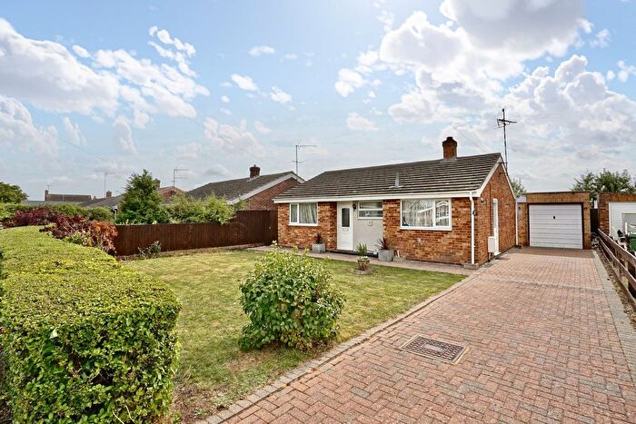 2 Bedroom Detached Bungalow For Sale In Aversley Road, Sawtry, Huntingdon, PE28