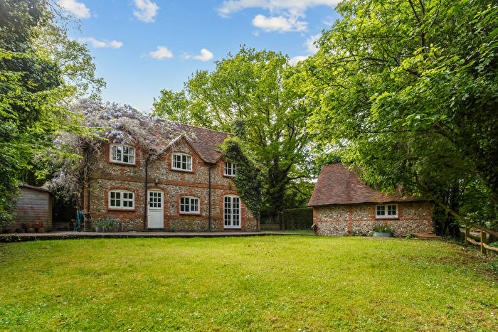 4 Bedroom Detached House For Sale In Watchet Lane, Little Kingshill, HP16