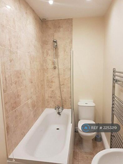 1 Bedroom Flat To Rent In Bennett Road, Leeds, LS6