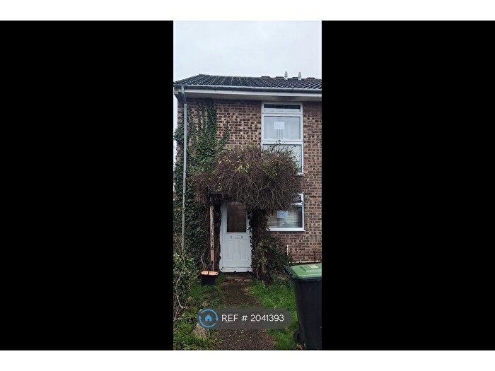 2 Bedroom Semi-Detached House To Rent In Keats Road, West Malling, ME20