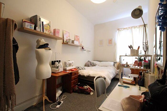 7 Bedroom End Of Terrace House To Rent In Malefant Street, Cardiff, CF24