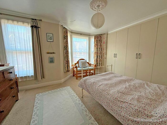 4 Bedroom Terraced House For Sale In Ashville Avenue, Scarborough, YO12