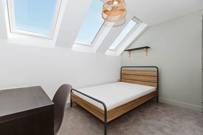 6 Bedroom Terraced House To Rent In Ninth Avenue, Horfield, BS7