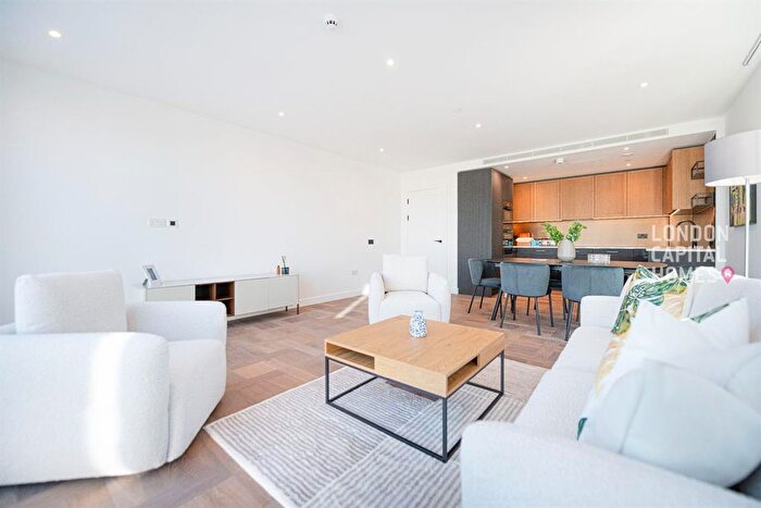 3 Bedroom Flat For Sale In Merino Gardens, London, E1W