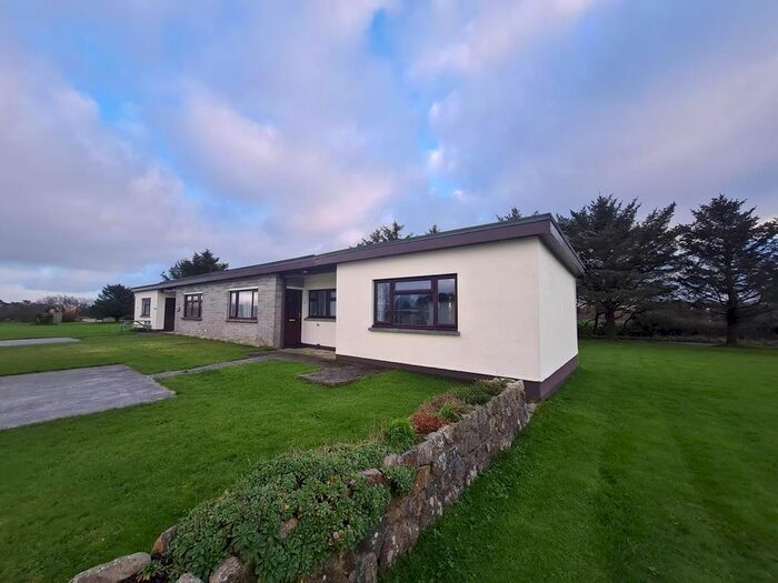 1 Bedroom Chalet For Sale In Predannack, Helston TR12