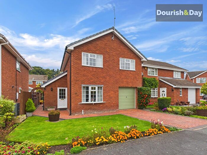 4 Bedroom Detached House For Sale In Berrisford Close, Market Drayton, TF9