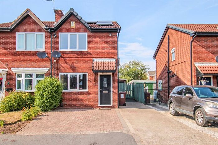 2 Bedroom Semi Detached House For Sale In Meadow Brook Chase, Normanton, WF6