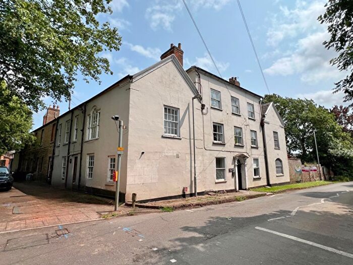 1 Bedroom Flat For Sale In Kingston Road, Taunton - No Onward Chain!, TA2