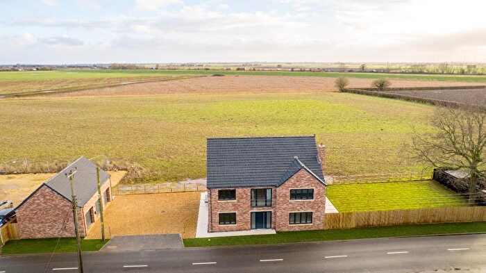 4 Bedroom Detached House For Sale In High Road, Guyhirn, Wisbech, Cambs, PE13