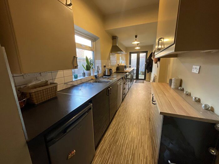 3 Bedroom Terraced House To Rent In Tyndale Street, Leicester, Leicestershire, LE3