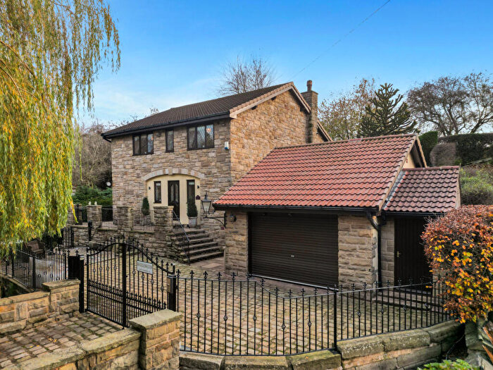 3 Bedroom Detached House For Sale In Moorhouse Lane, Rotherham, S60