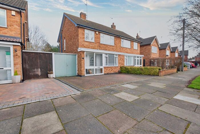 3 Bedroom Semi-Detached House To Rent In Woodcroft Avenue, West Knighton, Leicester, LE2