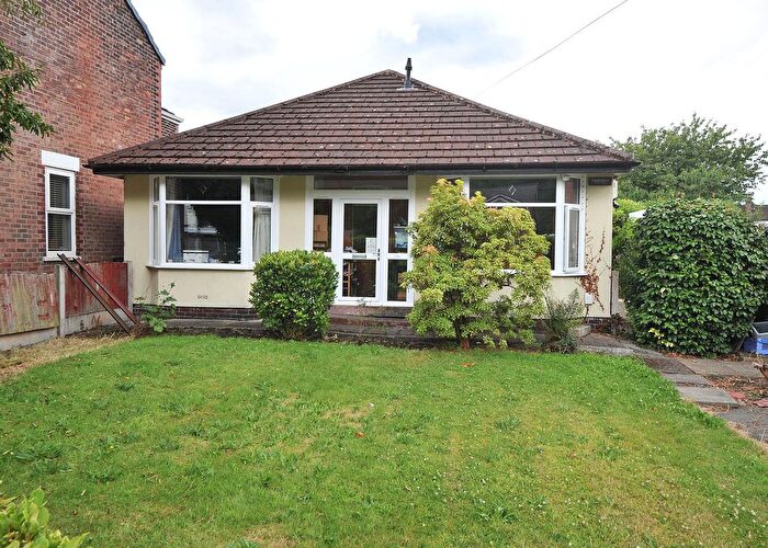 2 Bedroom Detached Bungalow For Sale In Fir Street, Cadishead, M44
