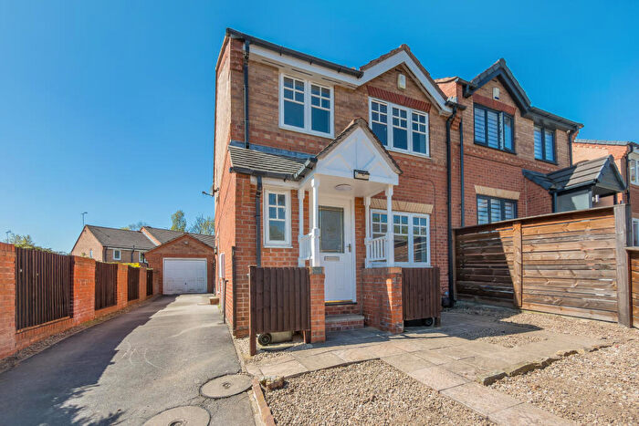 3 Bedroom Semi-Detached House To Rent In Stonechat Rise, Morley, LS27