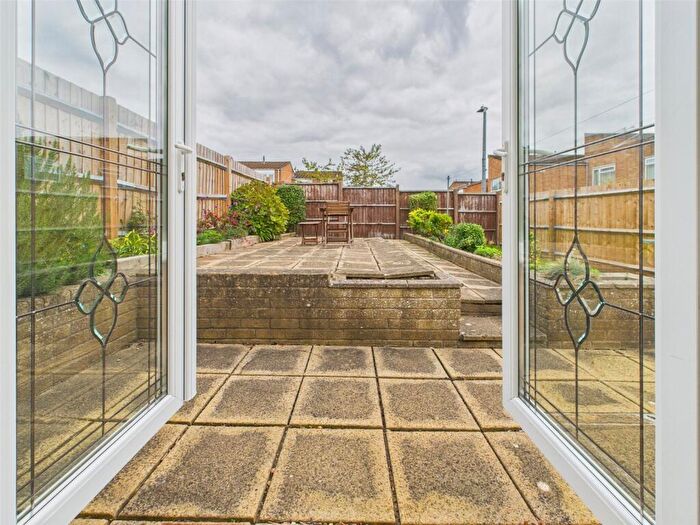 3 Bedroom End Of Terrace House For Sale In Cedar Close, Bulwark, Chepstow, Monmouthshire, NP16