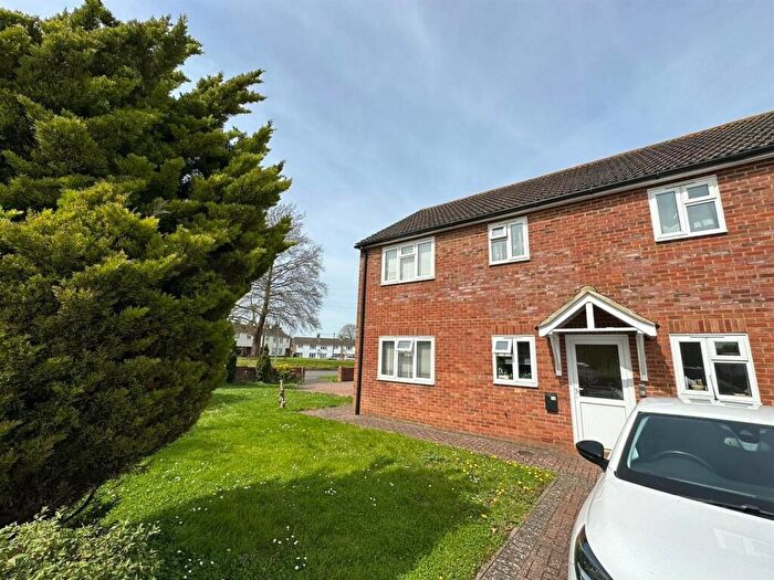 1 Bedroom Flat To Rent In Spencer Way, Maidstone, ME15