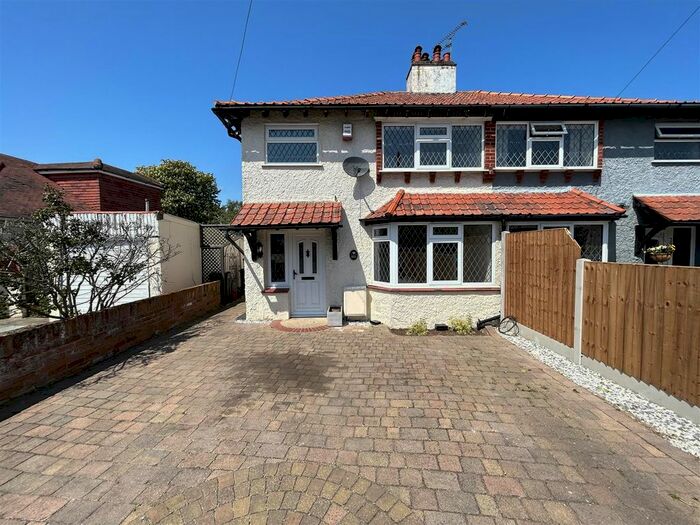 3 Bedroom Semi-Detached House To Rent In Holland Road, Holland-On-Sea, Clacton-On-Sea, CO15
