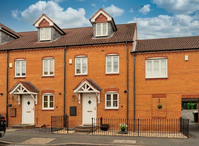 3 Bedroom Terraced House To Rent In Chestnut Drive, Hagley, DY9