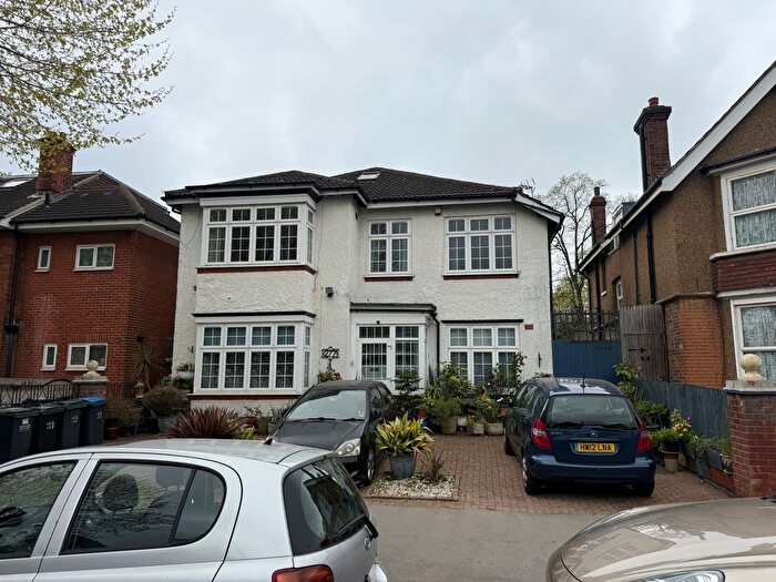 2 Bedroom Property To Rent In Norbury Avenue, London, SW16