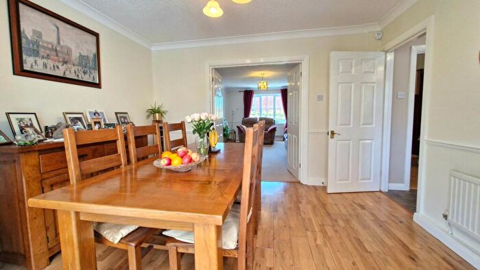 5 Bedroom Detached House For Sale In Chariots Way, Baston, Peterborough, PE6