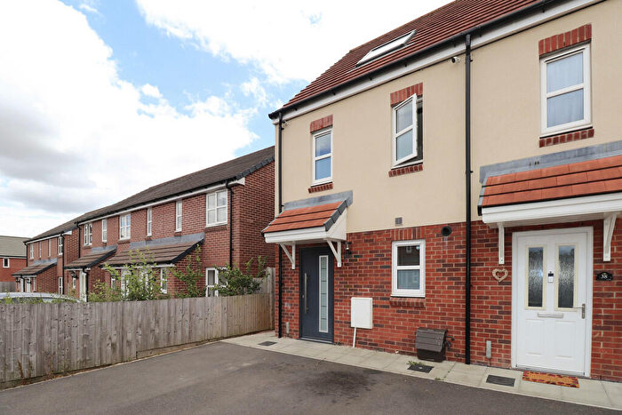 3 Bedroom End Of Terrace House To Rent In Good Lane, Salisbury, SP2
