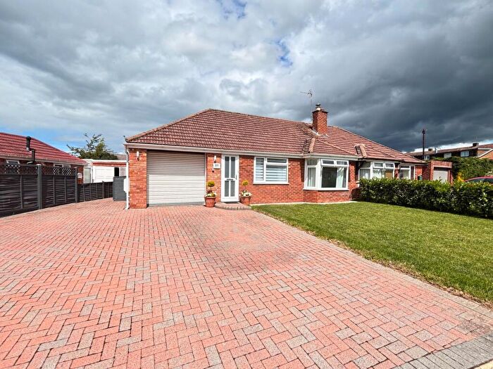 3 Bedroom Semi-Detached Bungalow For Sale In Oxstalls Drive, Longlevens, GL2