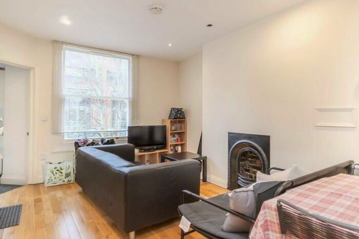 1 Bedroom Flat To Rent In Oxford Road, London, W5